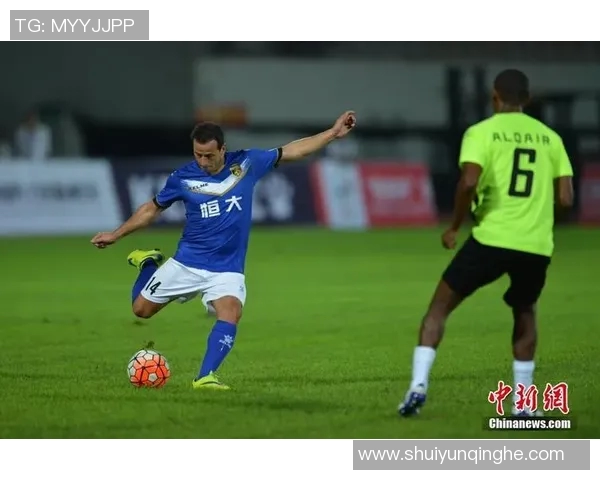 现役二十大足球明星盘点他们如何影响现代足球的未来发展